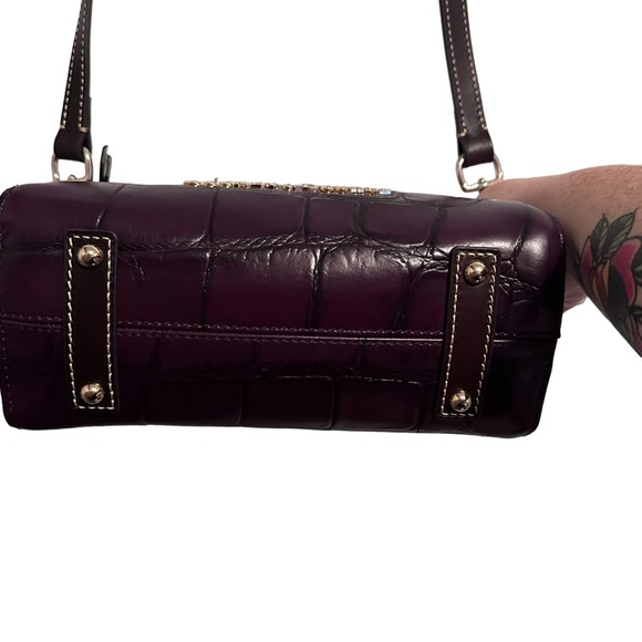 Dooney & Bourke Denison Ruby Croc Embossed Crossbody Leather Wine/Purple - Picture 4 of 11